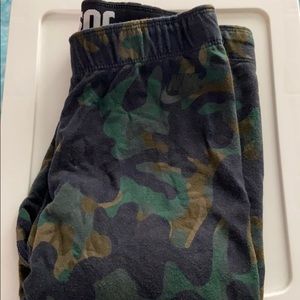 Women’s Green Camo Nike Leggings